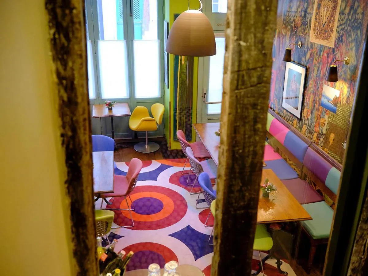 Du Petit Moulin, Haute Couture By Lacroix Otel