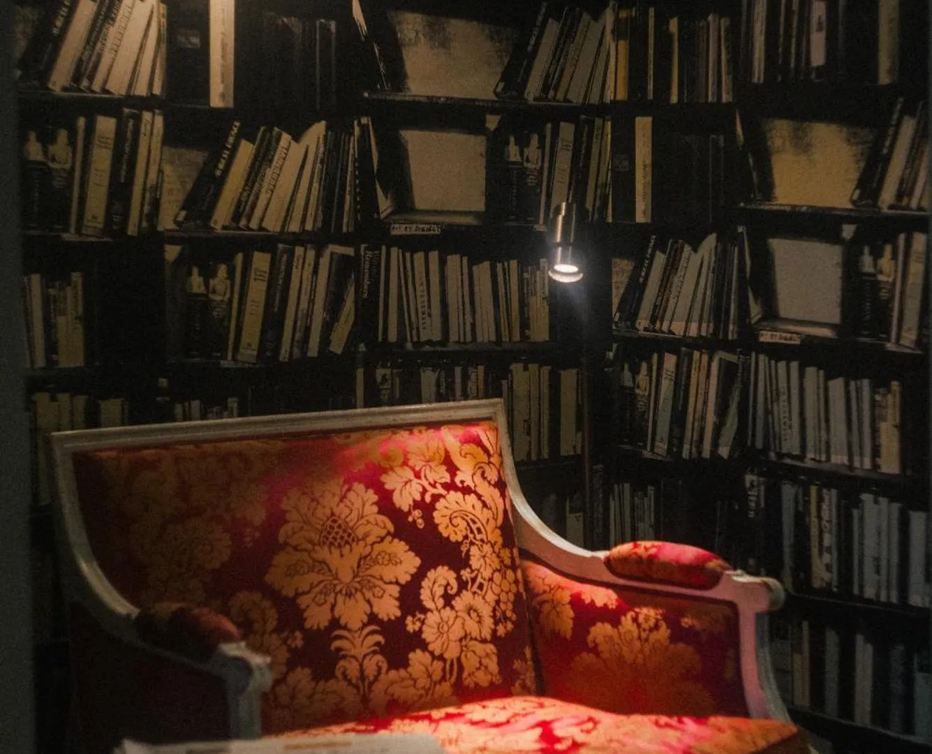 Du Petit Moulin, Haute Couture By Lacroix Hotel Paris