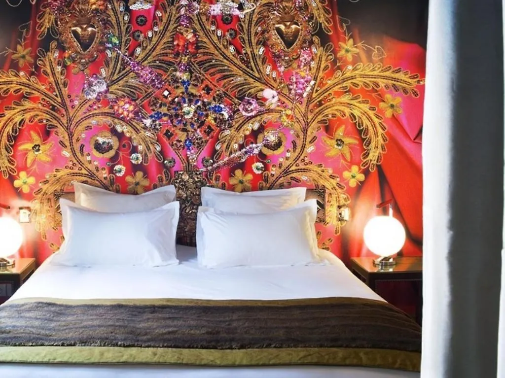 Du Petit Moulin 4* Paris