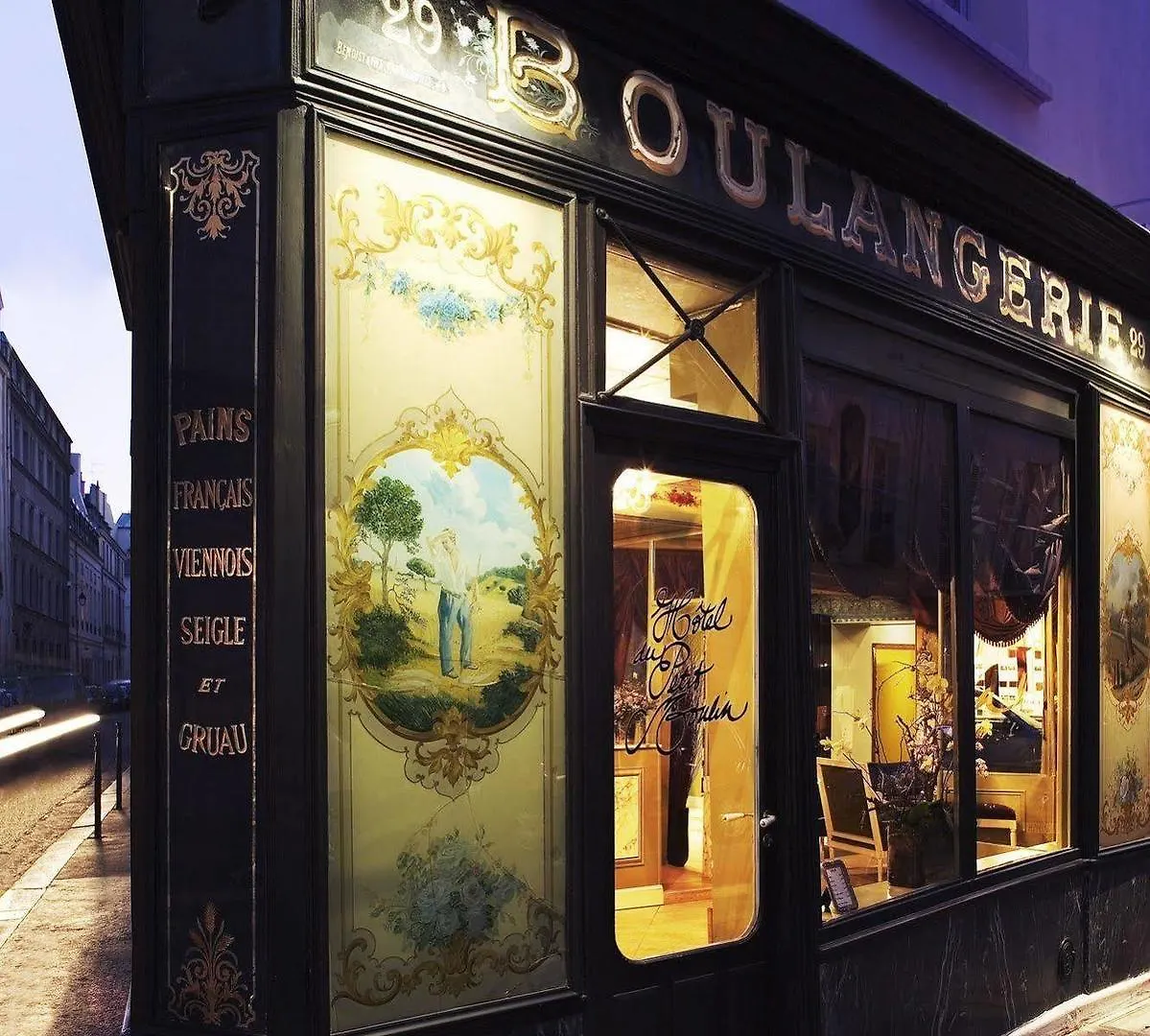 Hotel Du Petit Moulin, Haute Couture By Lacroix Paris