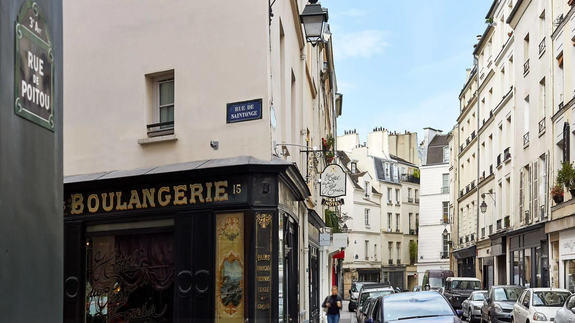 Hotel Du Petit Moulin Paris
